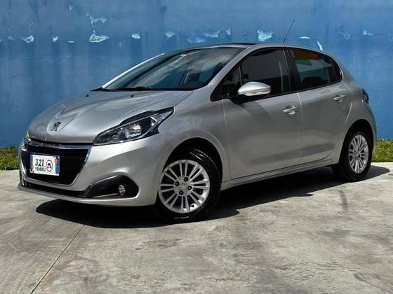 PEUGEOT 208 1.6 ALLURE 16V FLEX 4P AUTOMÁTICO PEUGEOT 208 1.6 ALLURE 16V FLEX 4P AUTOMÁTICO